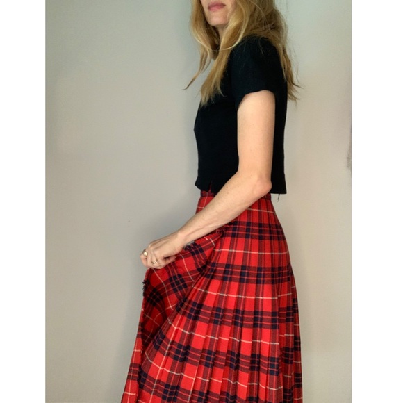 Vintage Handmade Plaid Wool Pleated Skirt - Picture 11 of 16